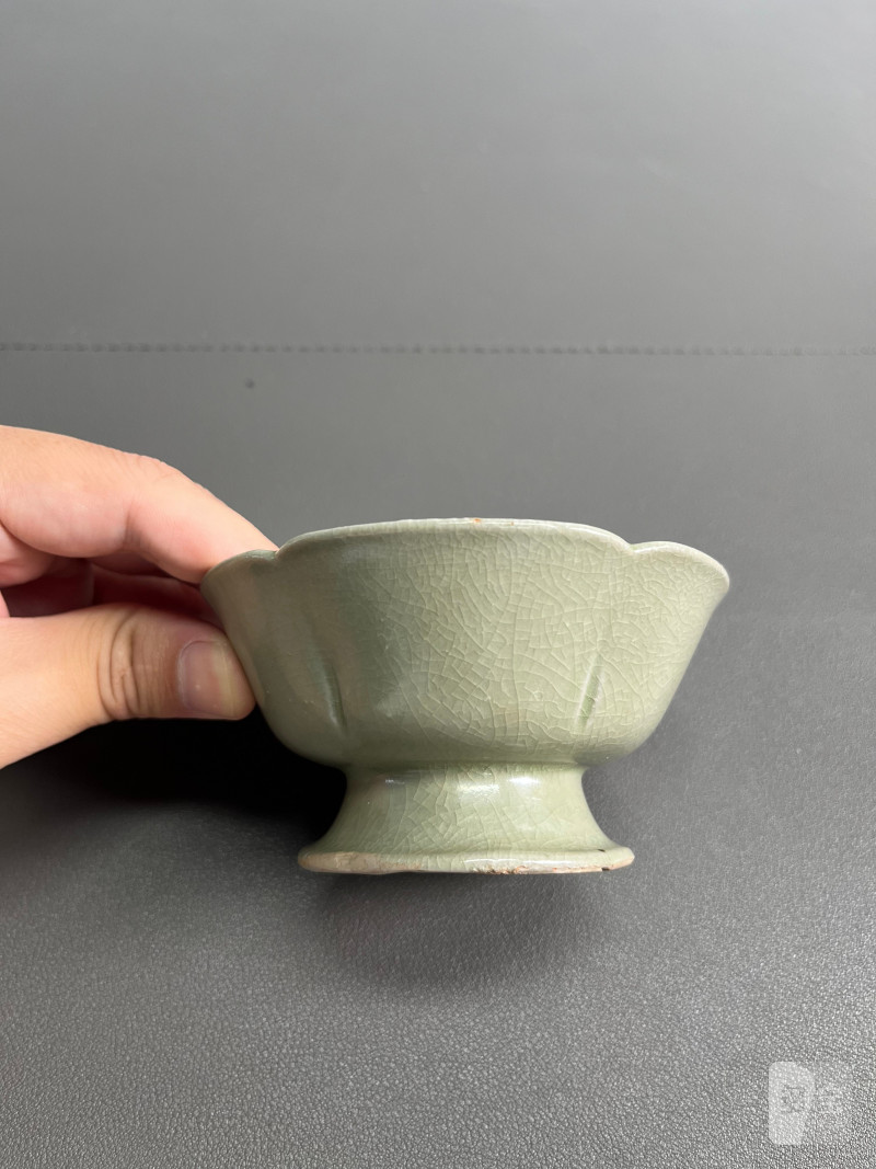 明或明以前  青釉花口高足杯 - 图6